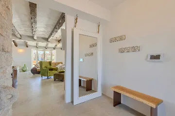 Family Villa with Pool and Large Garden in Tar