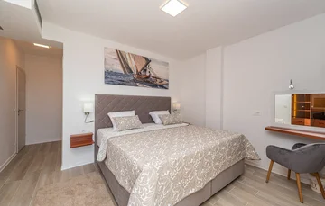 Modern Seaview Villa with Pool in Maslenica