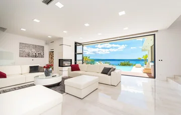 Modern Seaview Villa with Pool in Maslenica