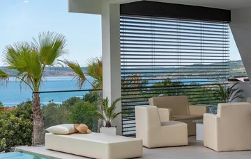 Modern Seaview Villa with Pool in Maslenica