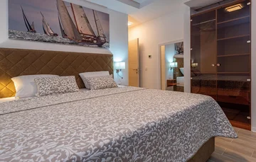 Modern Seaview Villa with Pool in Maslenica