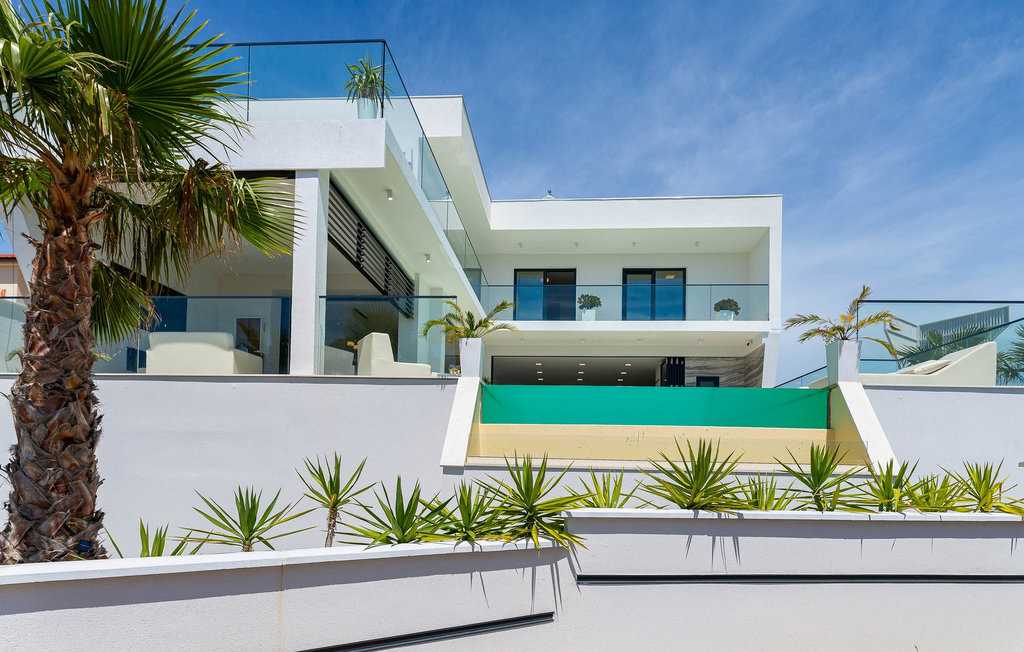 Luxury Villa Minerva Blue with Pool