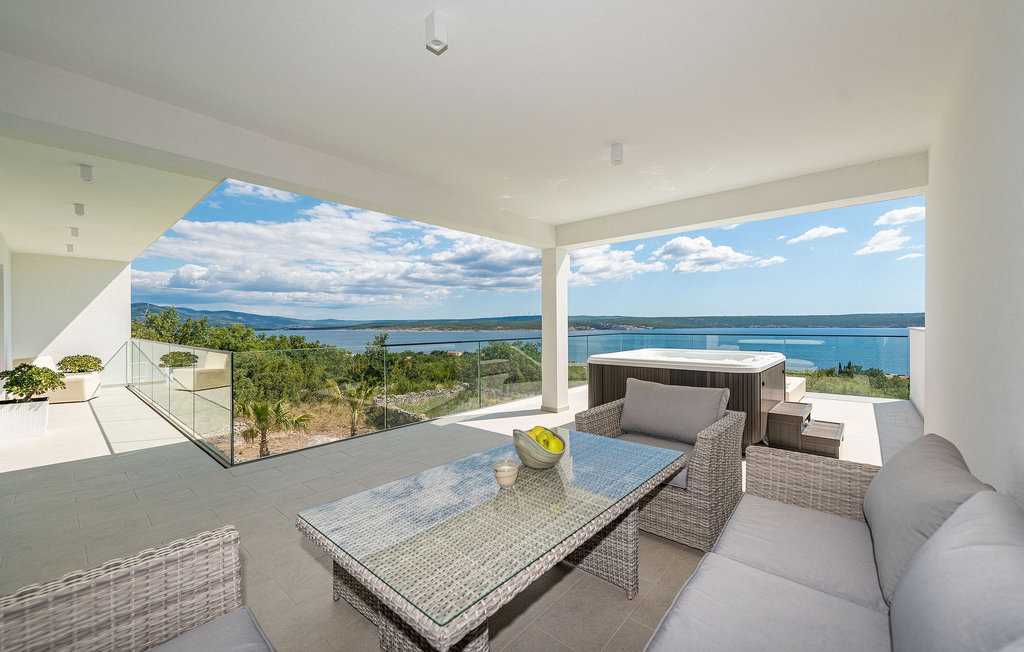 Luxury Villa Minerva Blue with Pool