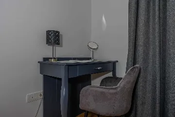 Spacious 5-Bedroom Villa with Pool in Bribir