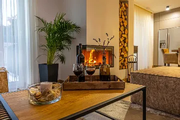 Spacious 5-Bedroom Villa with Pool in Bribir