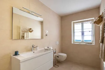 Spacious Sea View Villa with Pool in Bribir