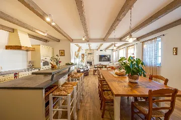 Spacious Sea View Villa with Pool in Bribir