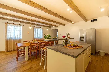 Spacious Sea View Villa with Pool in Bribir