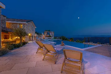 Spacious Sea View Villa with Pool in Bribir