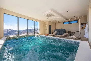 Spacious Sea View Villa with Pool in Bribir