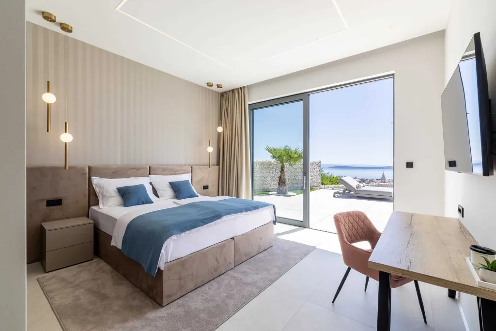 Contemporary Villa Retreat with Pool in Kaštel Stari