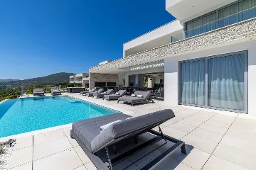 Contemporary Villa Retreat with Pool in Kaštel Stari