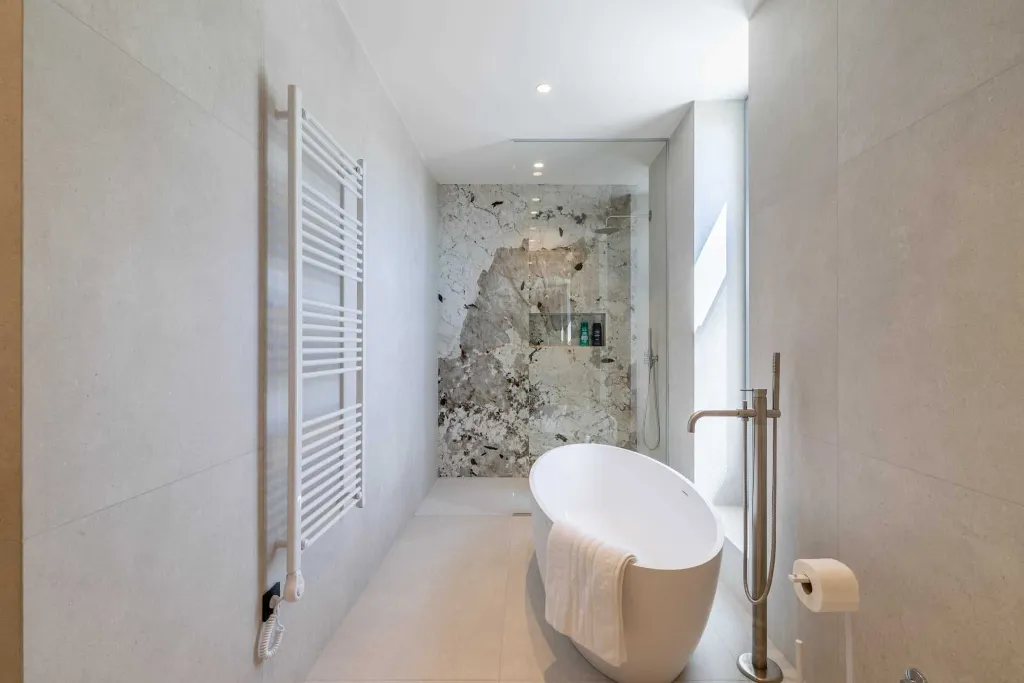 Contemporary Villa Retreat with Pool in Kaštel Stari