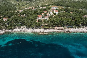 Modern Villa with Pool in Ivan Dolac, Hvar