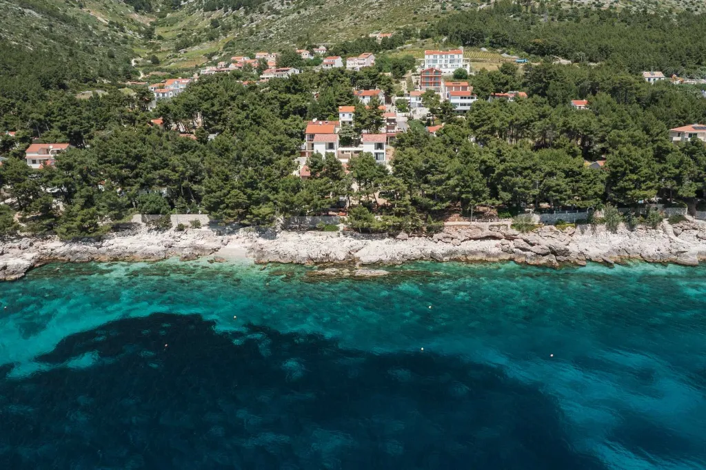 Modern Villa with Pool in Ivan Dolac, Hvar