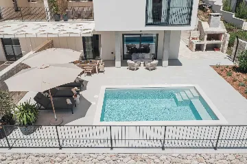 Modern Villa with Pool in Ivan Dolac, Hvar