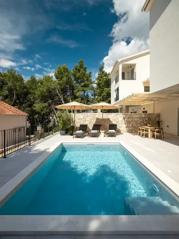 Modern Villa with Pool in Ivan Dolac, Hvar
