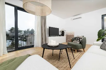 Modern Villa with Pool in Ivan Dolac, Hvar