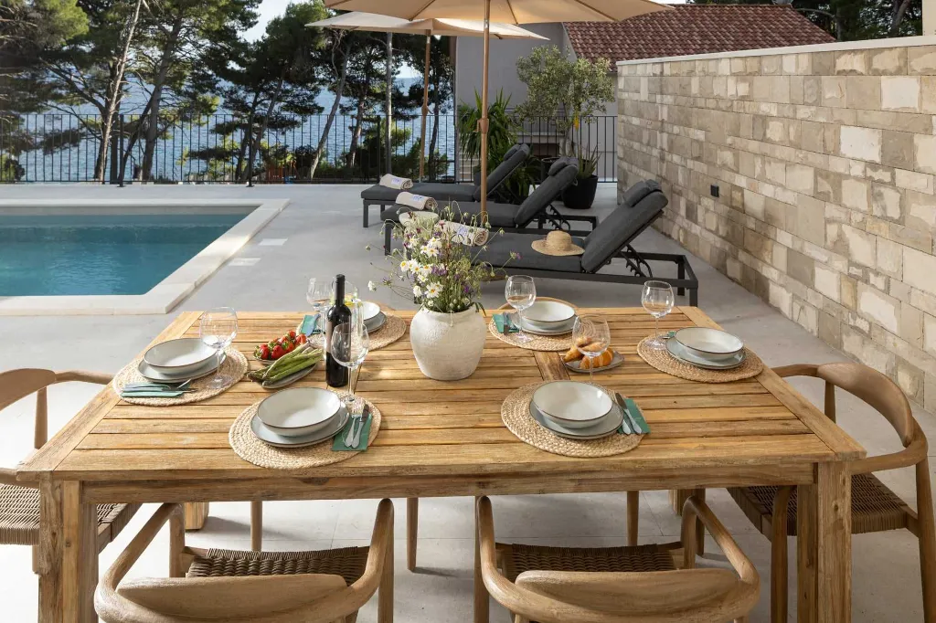 Modern Villa with Pool in Ivan Dolac, Hvar