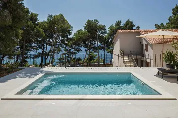 Modern Villa with Pool in Ivan Dolac, Hvar