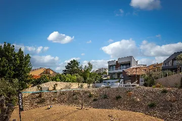 Modern Family Villa with Pool in Vrbnik