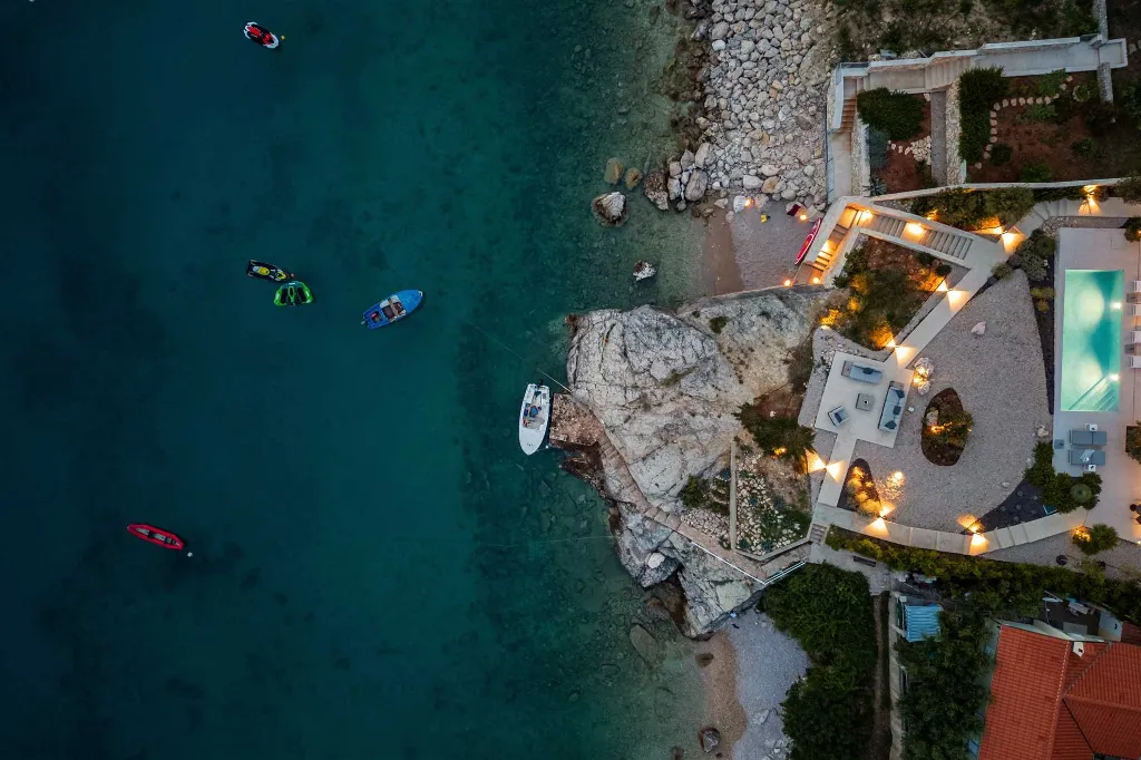Seaside Villa Retreat with Pool, Stara Baška