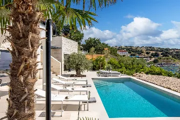 Seaside Villa Retreat with Pool, Stara Baška