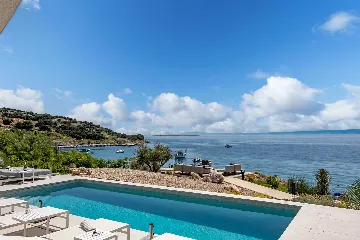 Seaside Villa Retreat with Pool, Stara Baška