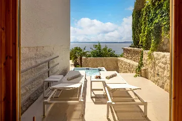 Seaside Villa Retreat with Pool, Stara Baška