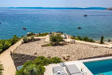 Seaside Villa Retreat with Pool, Stara Baška
