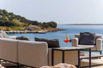 Seaside Villa Retreat with Pool, Stara Baška