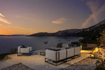 Seaside Villa Retreat with Pool, Stara Baška