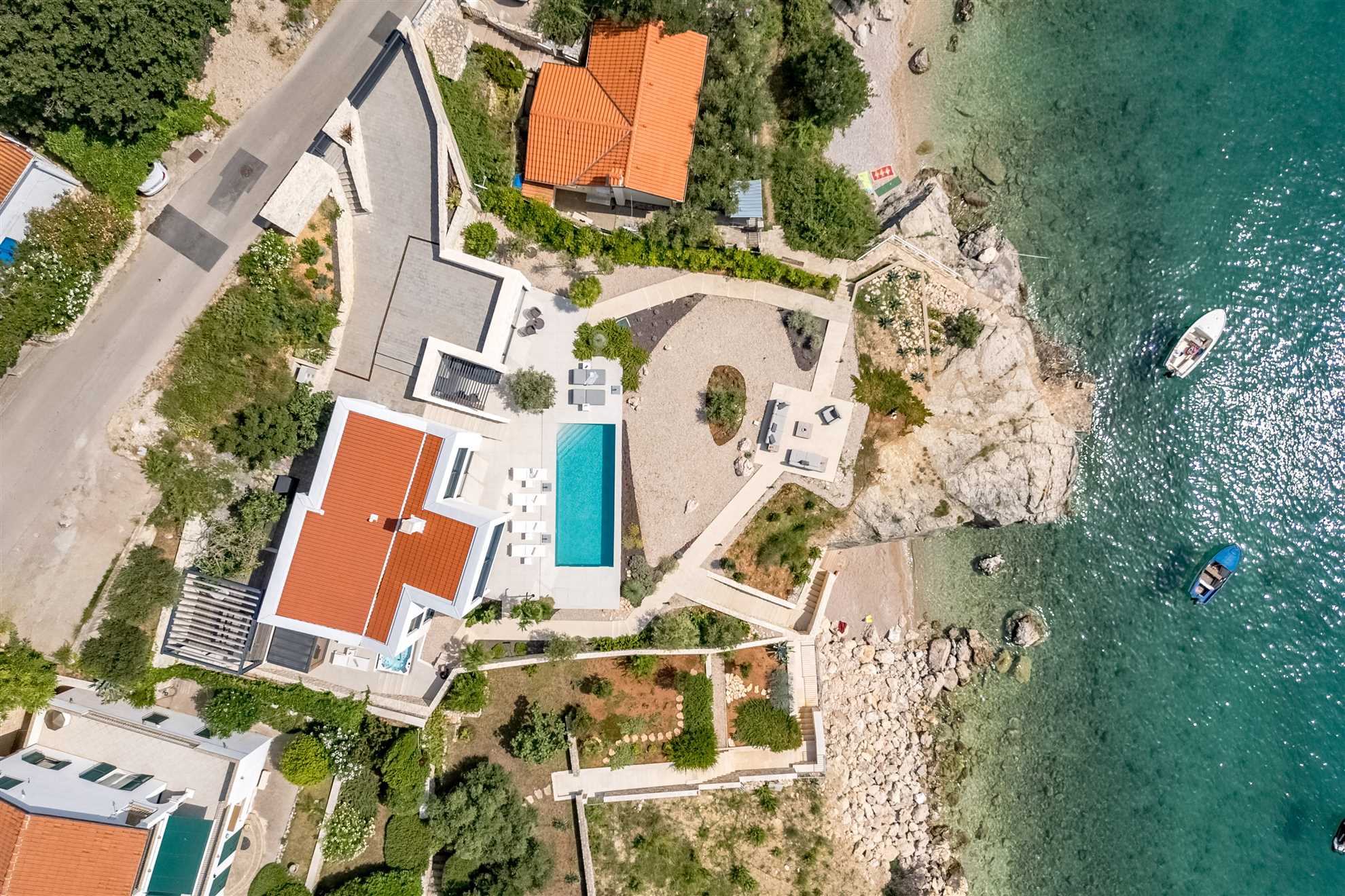 Luxury Villa Elvaya with Pool