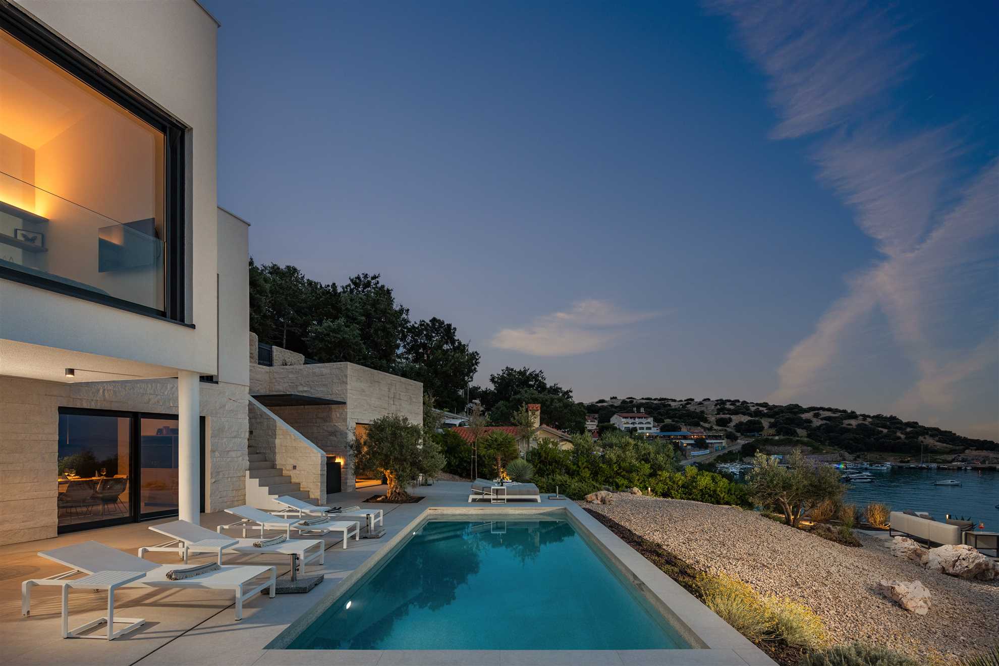Luxury Villa Elvaya with Pool