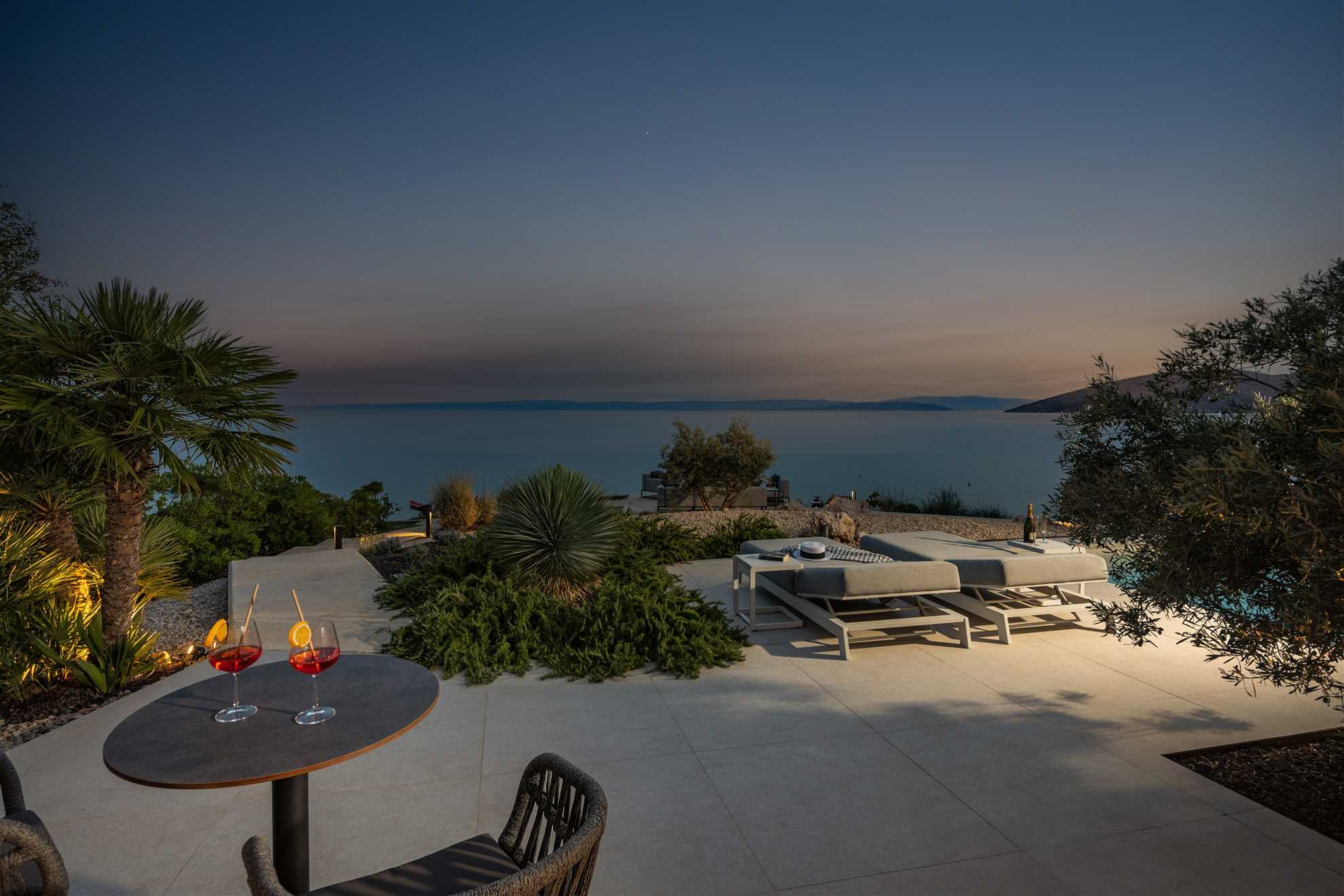 Luxury Villa Elvaya with Pool