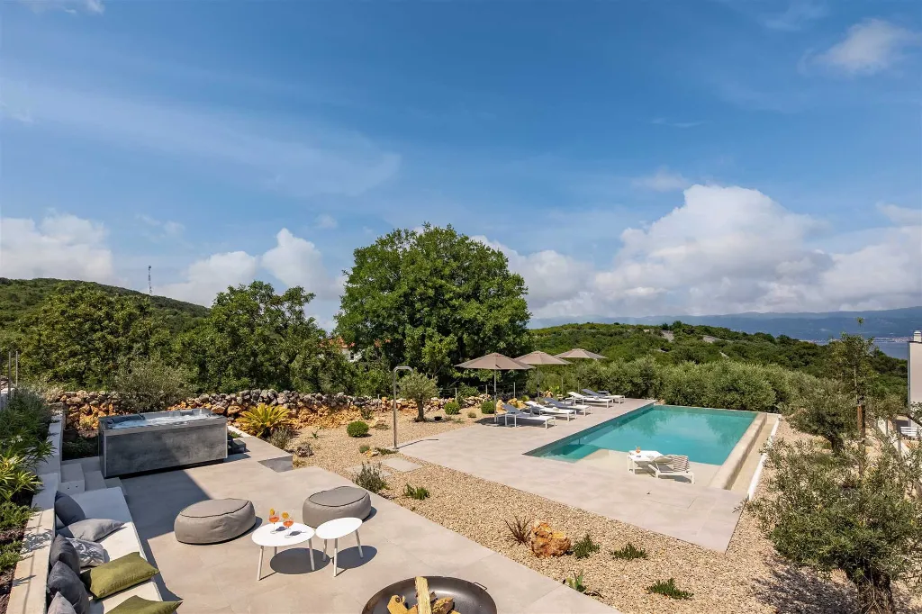 Modern Villa with Infinity Pool on Krk Island