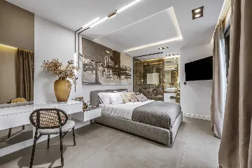 Modern Five-Bedroom Villa with Pool in Mlini