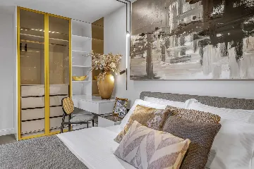 Modern Five-Bedroom Villa with Pool in Mlini