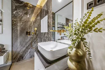 Modern Five-Bedroom Villa with Pool in Mlini