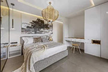 Modern Five-Bedroom Villa with Pool in Mlini