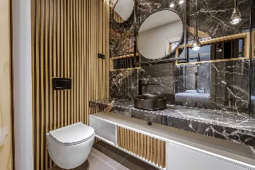 Modern Five-Bedroom Villa with Pool in Mlini