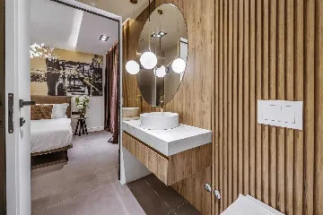 Modern Five-Bedroom Villa with Pool in Mlini