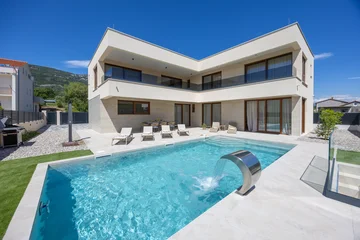 Contemporary Villa with Pool in Kaštel Lukšić