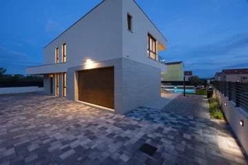 Contemporary Villa with Pool in Kaštel Lukšić