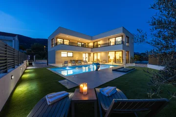 Contemporary Villa with Pool in Kaštel Lukšić