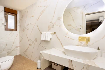 Contemporary Villa with Pool in Kaštel Lukšić