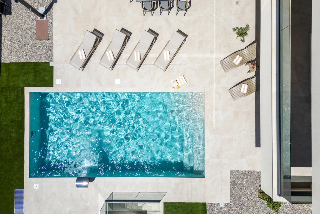 Contemporary Villa with Pool in Kaštel Lukšić