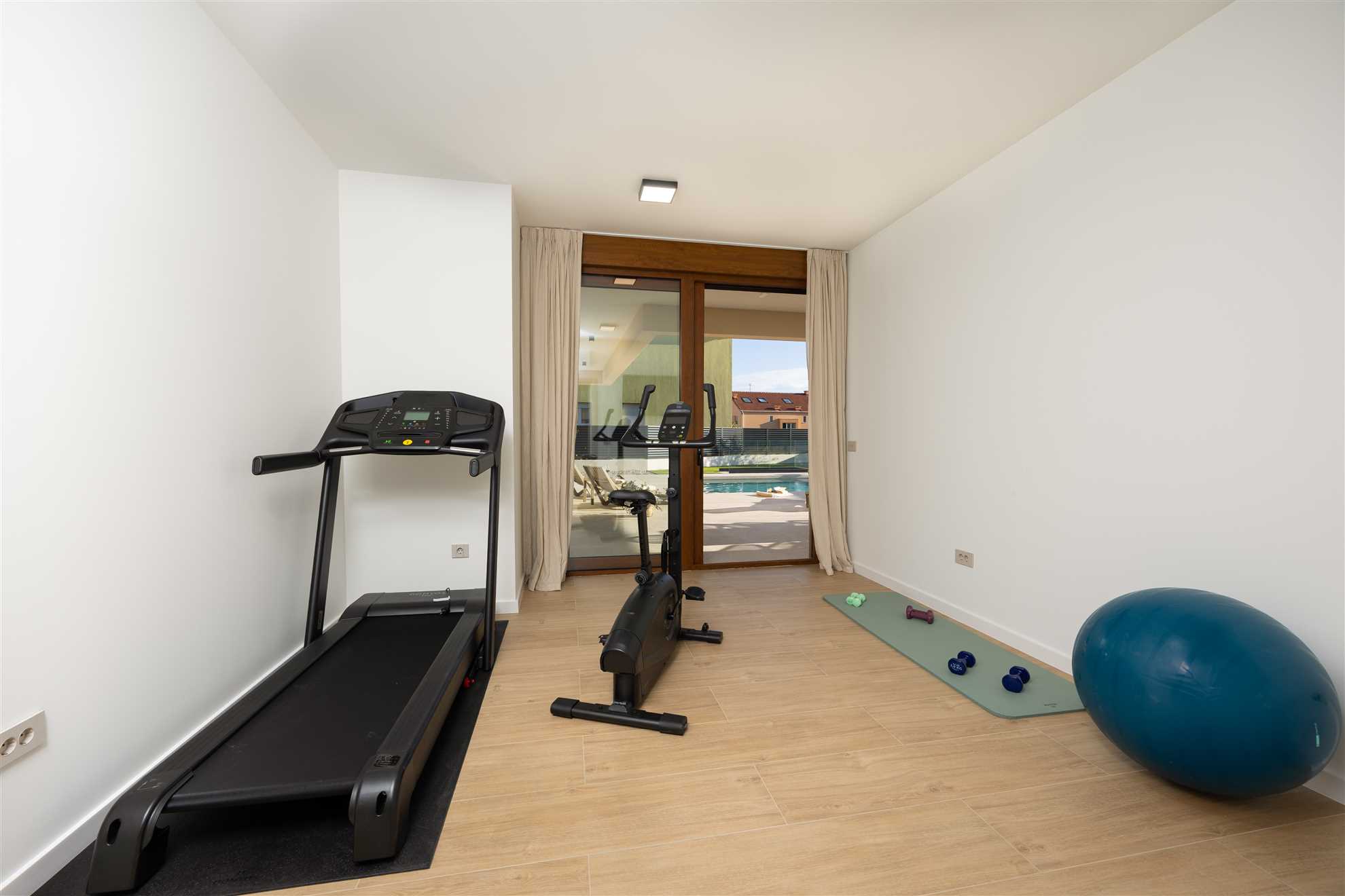 Villa Veluno with Pool