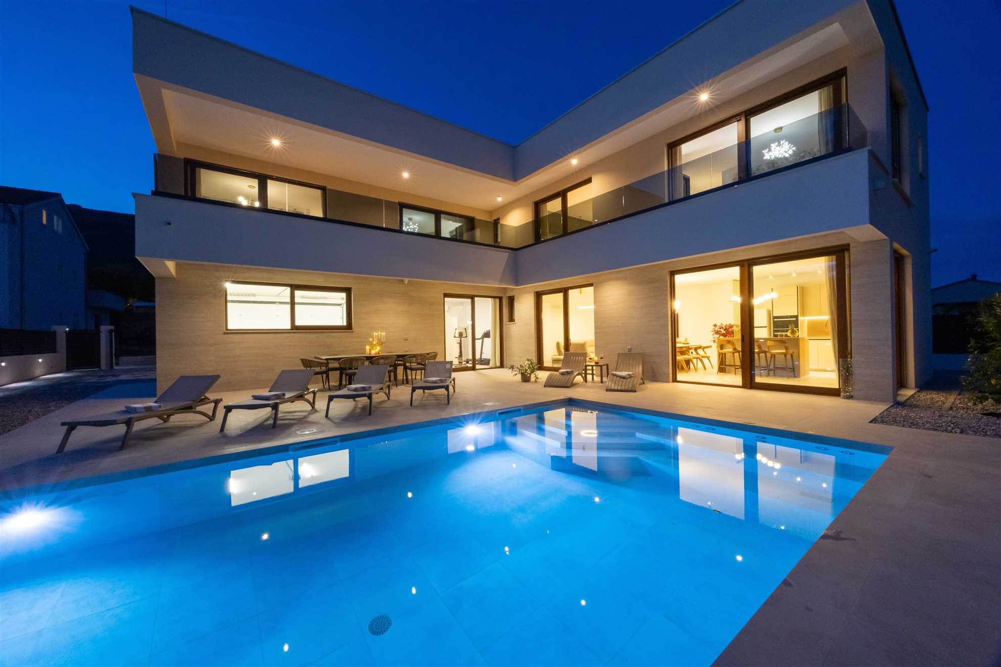 Villa Veluno with Pool