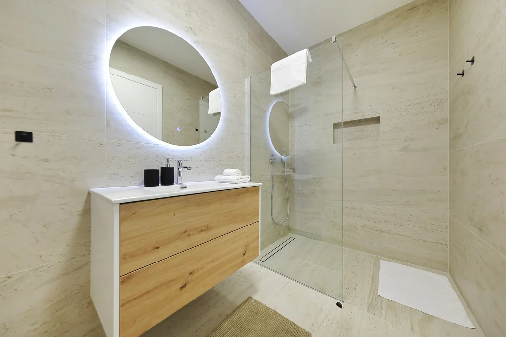 Seaside Infinity Pool Villa in Tkon